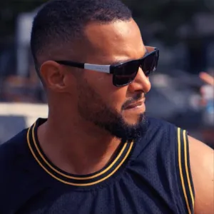 DED I Blau Cover 4x Art Scale 1 10x